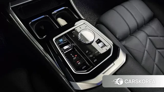 BMW i7 (G70) id 2904924 из Кореи 19