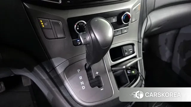 Hyundai The New Grand Starex id 3336116 из Кореи 19