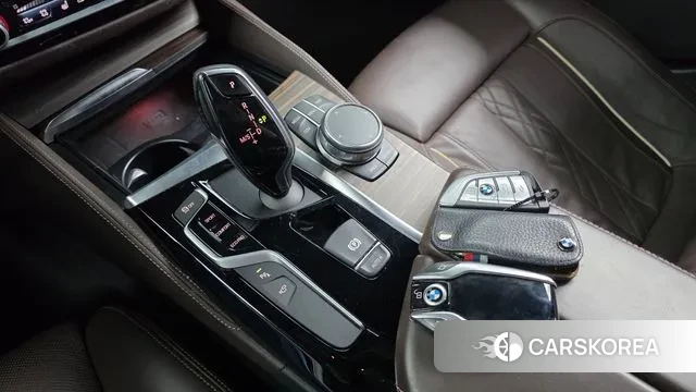 BMW 5 Series (G30) id 3500092 из Кореи 19