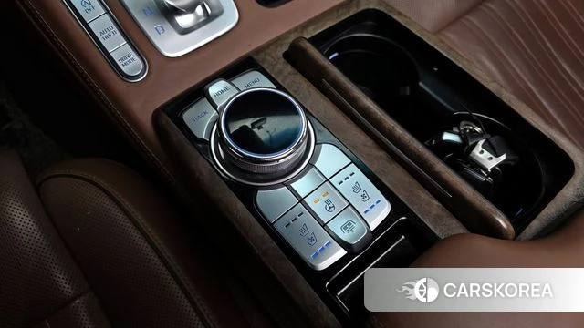 Genesis G90 id 3807969 из Кореи 19