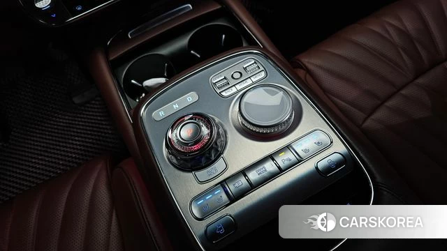 Genesis G90 (RS4) id 4494545 из Кореи 19