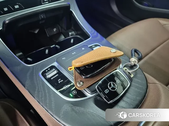 Mercedes-Benz E-Class W213 id 3288648 из Кореи 17