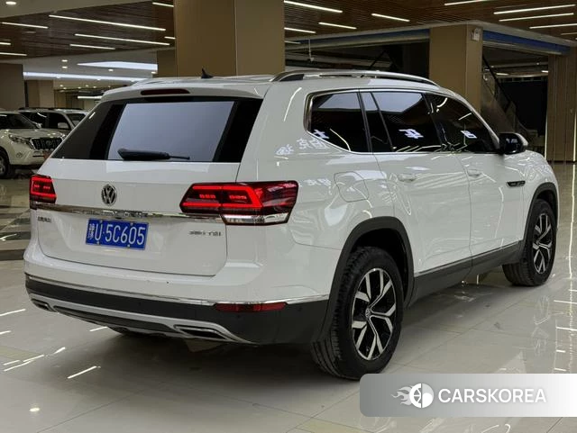 Volkswagen Tourang id 3857978 из Китая 12