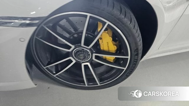 Porsche 911(992) id 4495138 из Кореи 10