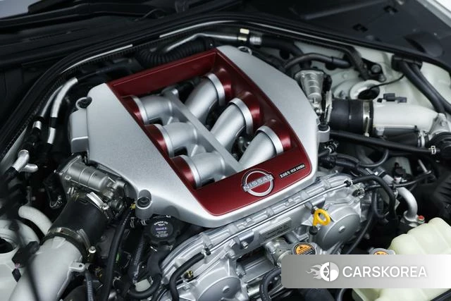 Nissan GT-R id 4333928 из Китая 31