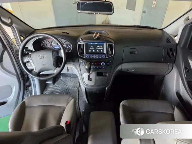 Hyundai The New Grand Starex id 3459143 из Кореи 19