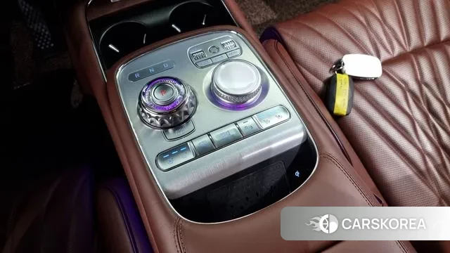 Genesis G90 (RS4) id 3191580 из Кореи 19