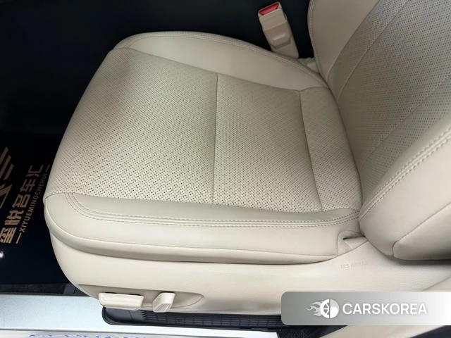 Toyota Elfa id 4257336 из Китая 43