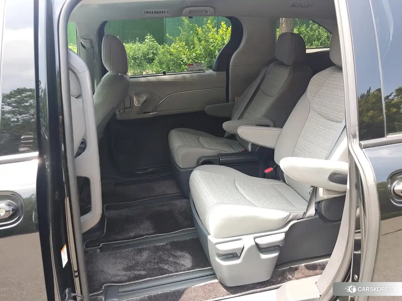 Toyota Sienna id 4576794 из Китая 9