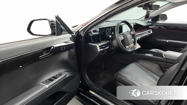 Hyundai Grandeur (GN7) id 3914920 из Кореи 19