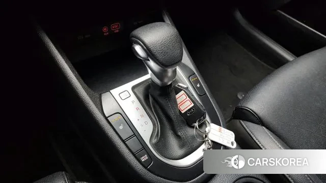 Kia Come New K3 id 3510195 из Кореи 19