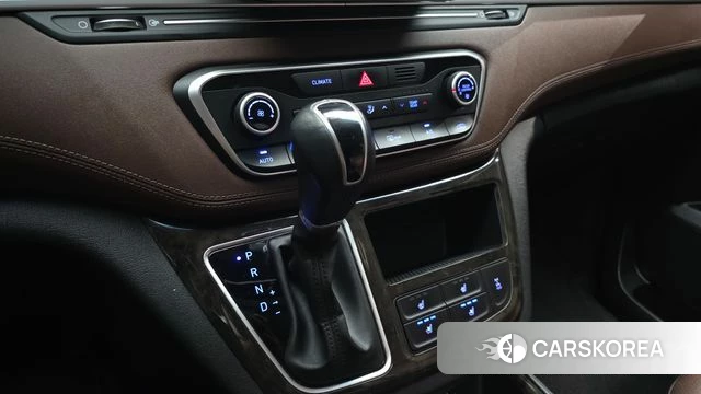 Hyundai The New Grand Starex id 4849540 из Кореи 19