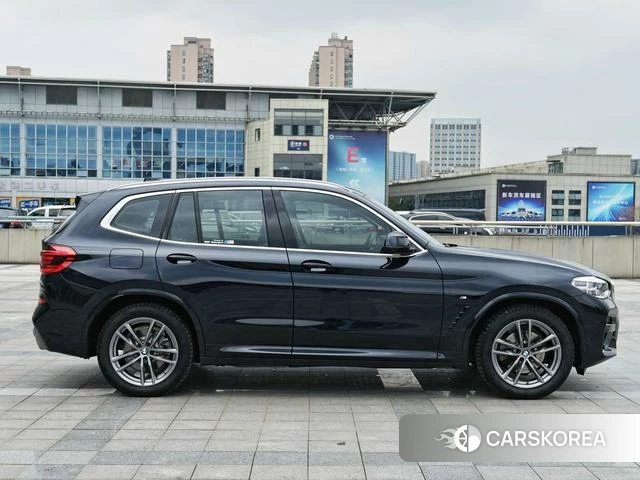 BMW X3 id 4271139 из Китая 10