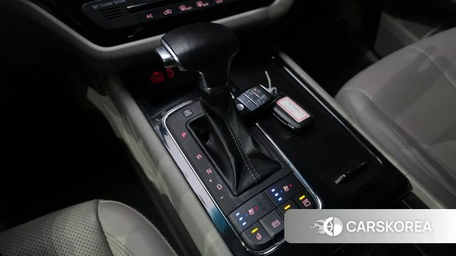 Kia All New Carnival id 4937817 из Кореи 35