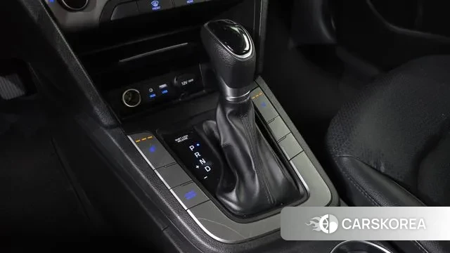 Hyundai Avante AD id 3009499 из Кореи 19