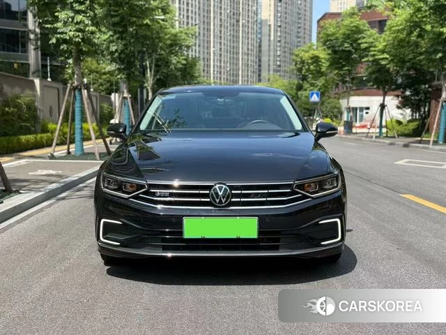 Volkswagen Magotan PHEV id 4299803 из Китая 12