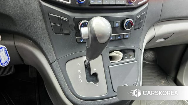 Hyundai The New Grand Starex id 3880244 из Кореи 19