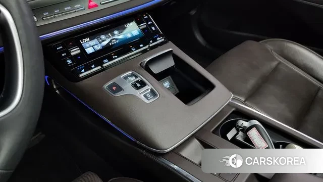 Hyundai The New Grandeur IG Hybrid id 3003502 из Кореи 19