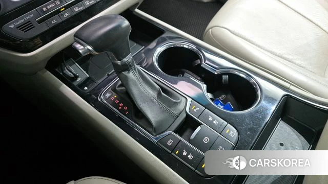 Kia The New Carnival id 3808352 из Кореи 19