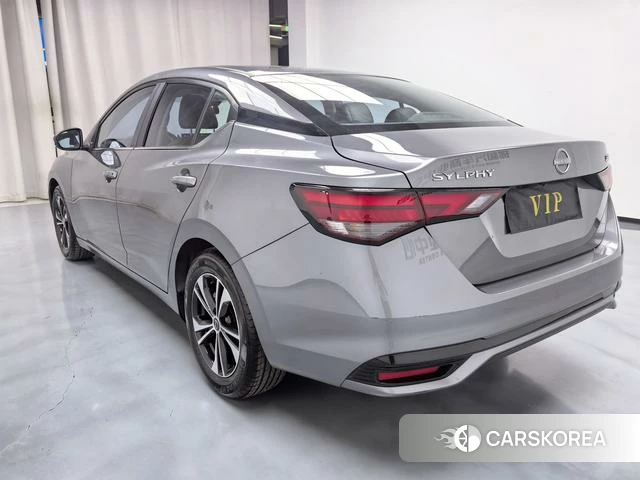 Nissan Xuan Yi id 4329017 из Китая 16