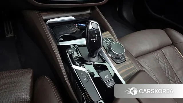 BMW 5 Series (G30) id 3469588 из Кореи 19