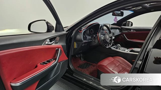 Kia Stinger id 4372080 из Кореи 39