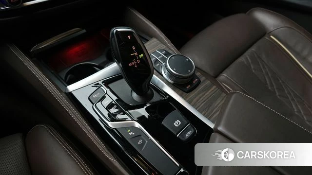 BMW 5 Series (G30) id 4384005 из Кореи 29