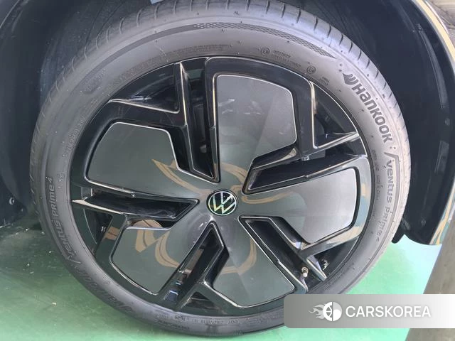 Volkswagen Tiguan L id 4299629 из Китая 23