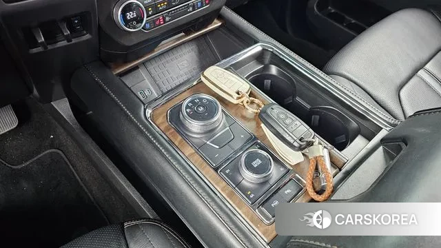 Ford Expeditation id 3389718 из Кореи 19