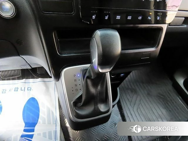 Hyundai Staria id 3952963 из Кореи 19