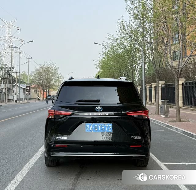 Toyota Saina id 4297853 из Китая 9
