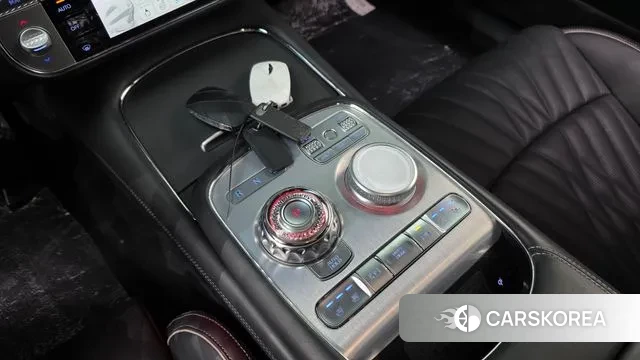 Genesis G90 (RS4) id 3740228 из Кореи 19