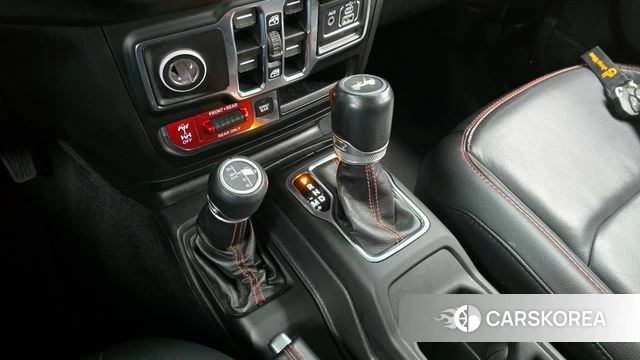 Jeep Wrangler (JL) id 3813572 из Кореи 19