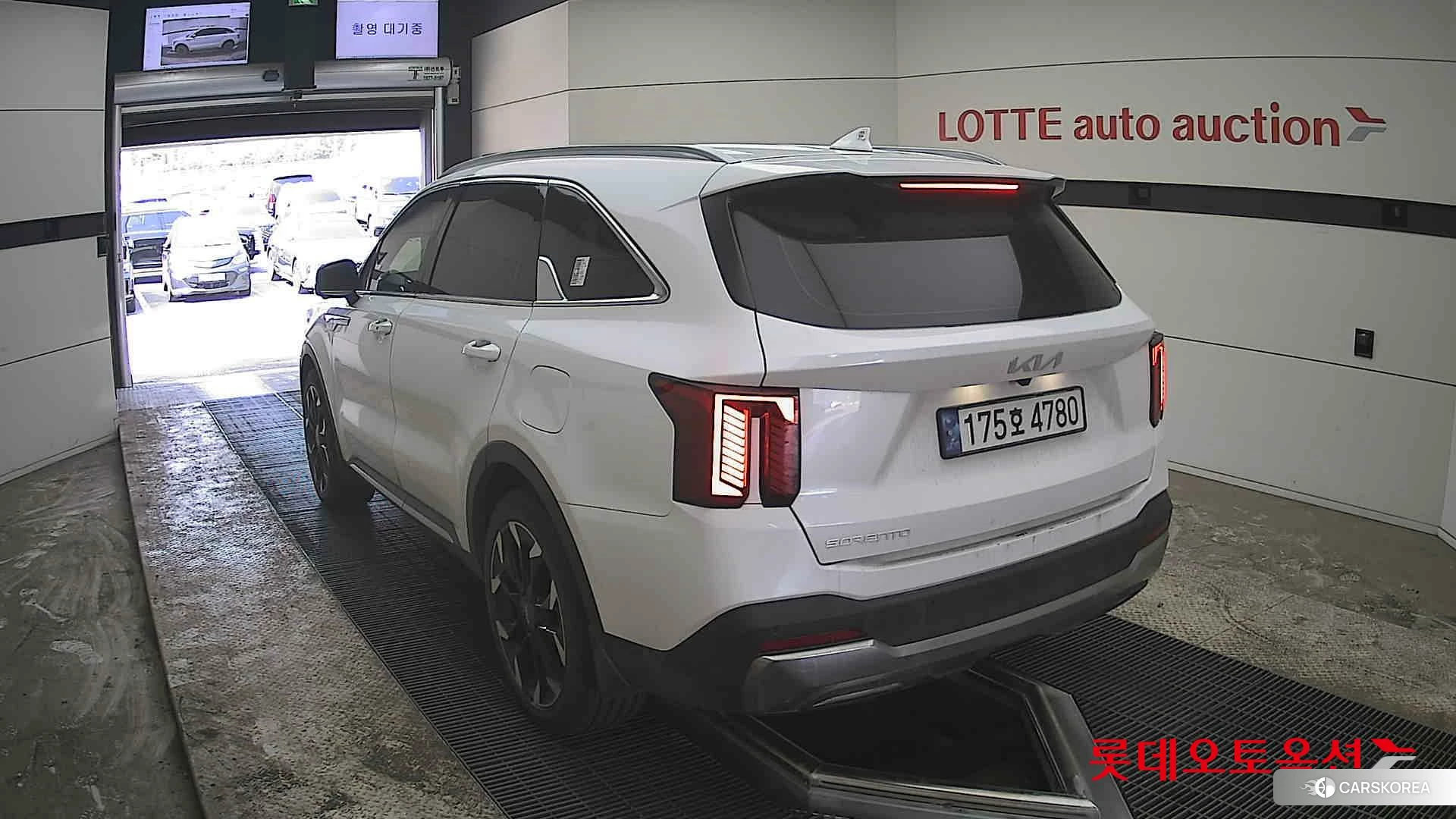 Kia Sorento id 3882090 из Кореи 35