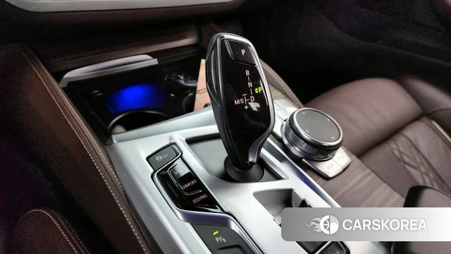 BMW 5 Series (G30) id 3821098 из Кореи 19