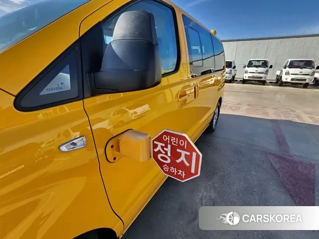 Hyundai The New Grand Starex id 3698342 из Кореи 18