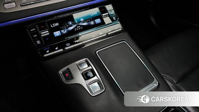 Hyundai The New Grandeur IG id 4356207 из Кореи 33