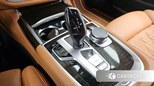 BMW 7 Series (G11) id 3449394 из Кореи 19