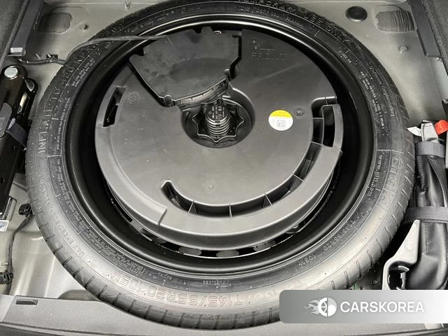 Audi A6L id 4272493 из Китая 10