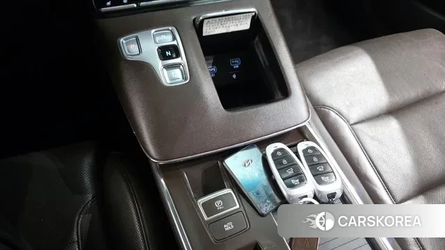 Hyundai The New Grandeur IG Hybrid id 3588002 из Кореи 19