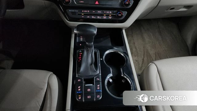 Kia The New Carnival id 4490734 из Кореи 33