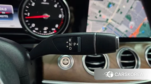 Mercedes-Benz E-Class W213 id 3176141 из Кореи 19