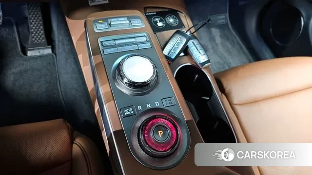 Genesis GV70 id 3365901 из Кореи 19