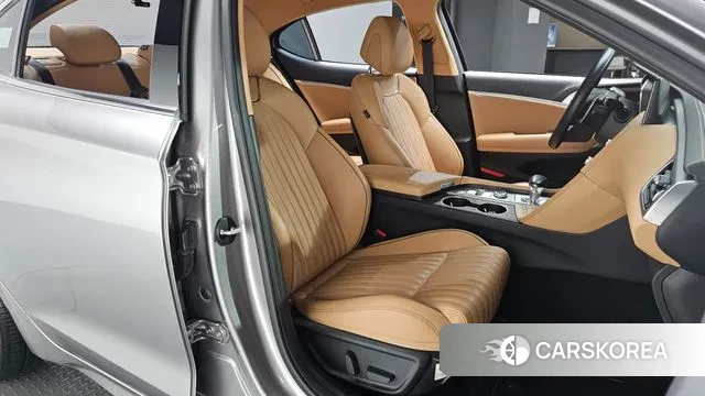 Genesis The New G70 id 3525435 из Кореи 19