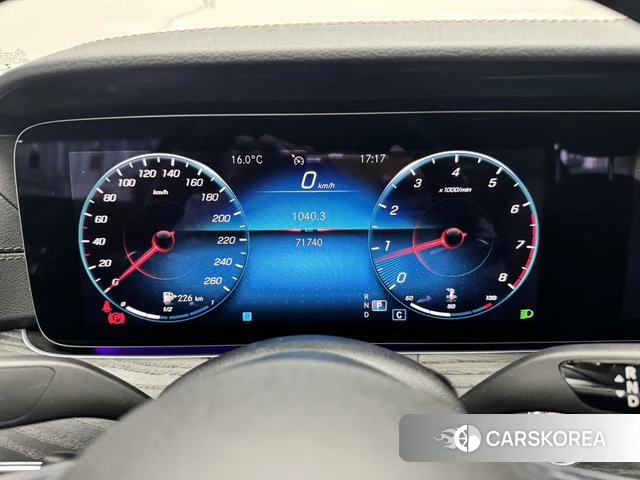 Mercedes-Benz E-class id 4256533 из Китая 21