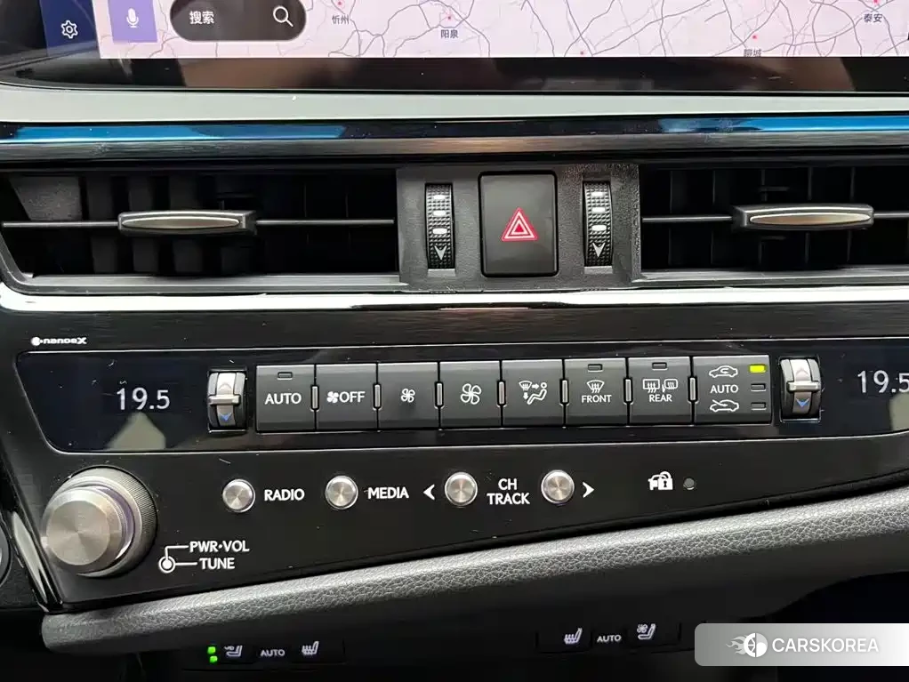 Lexus ES id 4654459 из Китая 17