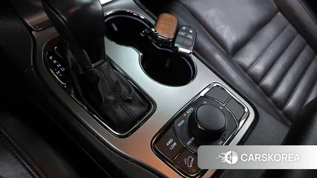 Jeep Grand Cherokee id 3296762 из Кореи 19