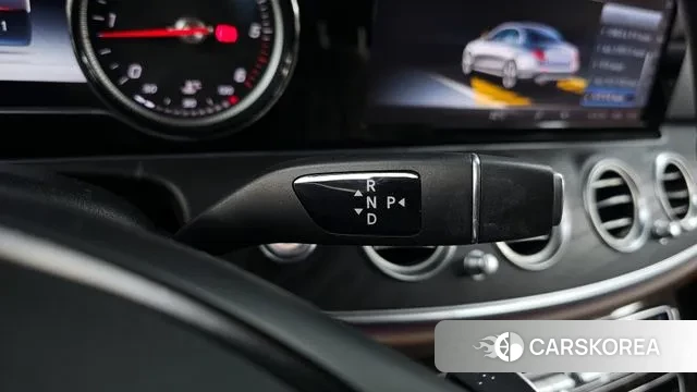 Mercedes-Benz E-Class W213 id 3408207 из Кореи 19