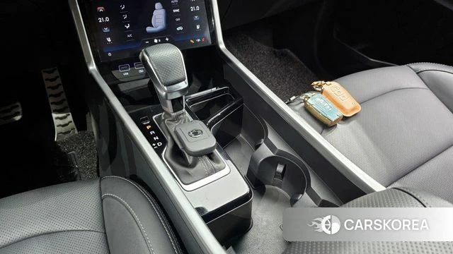 Ssangyong Torres id 3858778 из Кореи 19