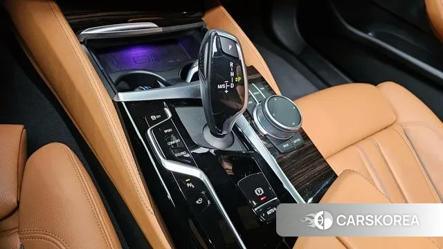 BMW 5 Series (G30) id 3493535 из Кореи 19